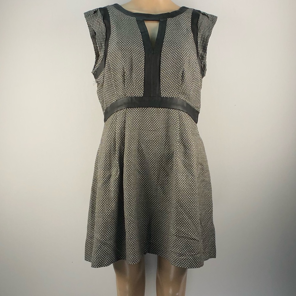 BCBG Generation short sleeve dress